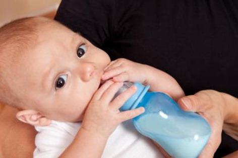 Constipação em recém-nascidos com alimentação artificial. Velas para prisão de ventre para recém-nascidos