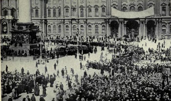 Revolução de fevereiro de 1917: fundo e caráter
